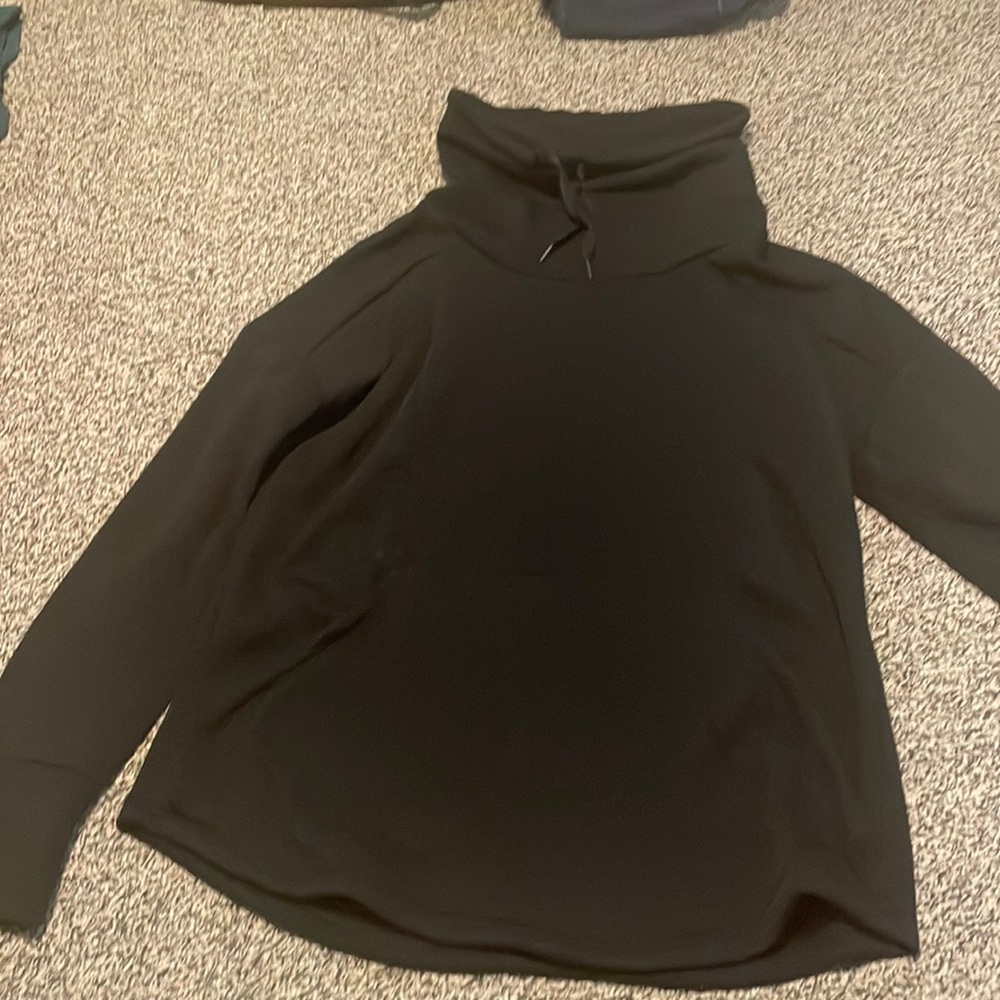 Columbia sweatshirt